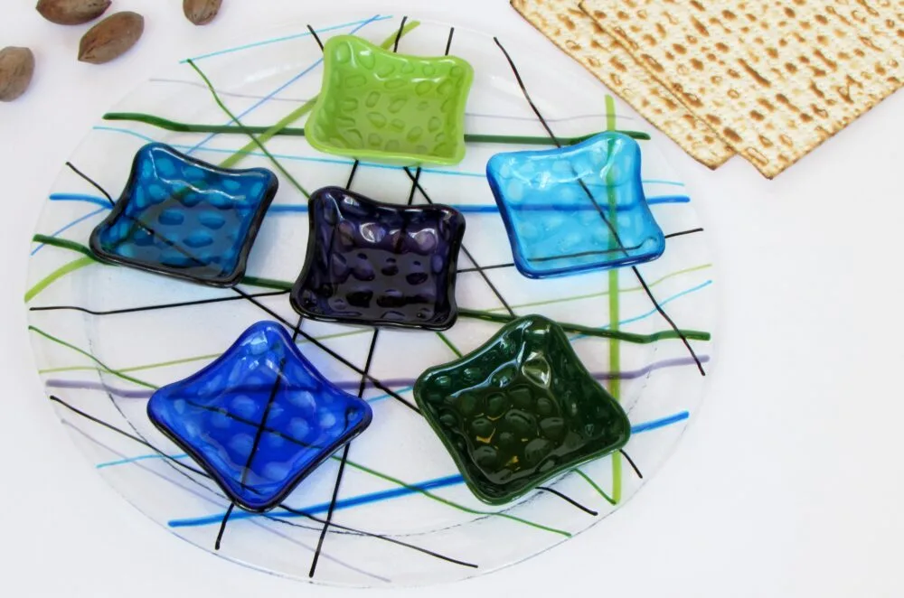 Unique & Modular Seder Plate